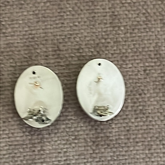 Sterling silver and black onyx French clip earrings - Picture 3 of 7